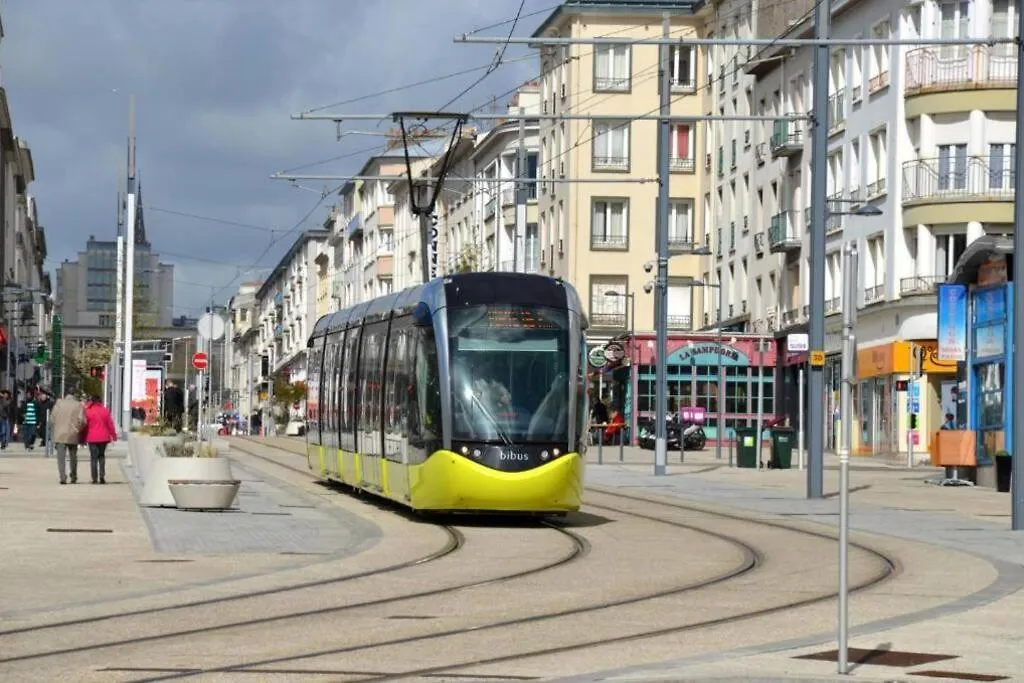 Maison Brest Avec De Grands Volumes Vila 0*,